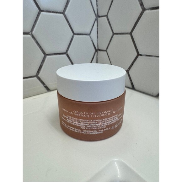 Summer Fridays Cloud Dew Gel Cream Moisturizer - Picture 4 of 7